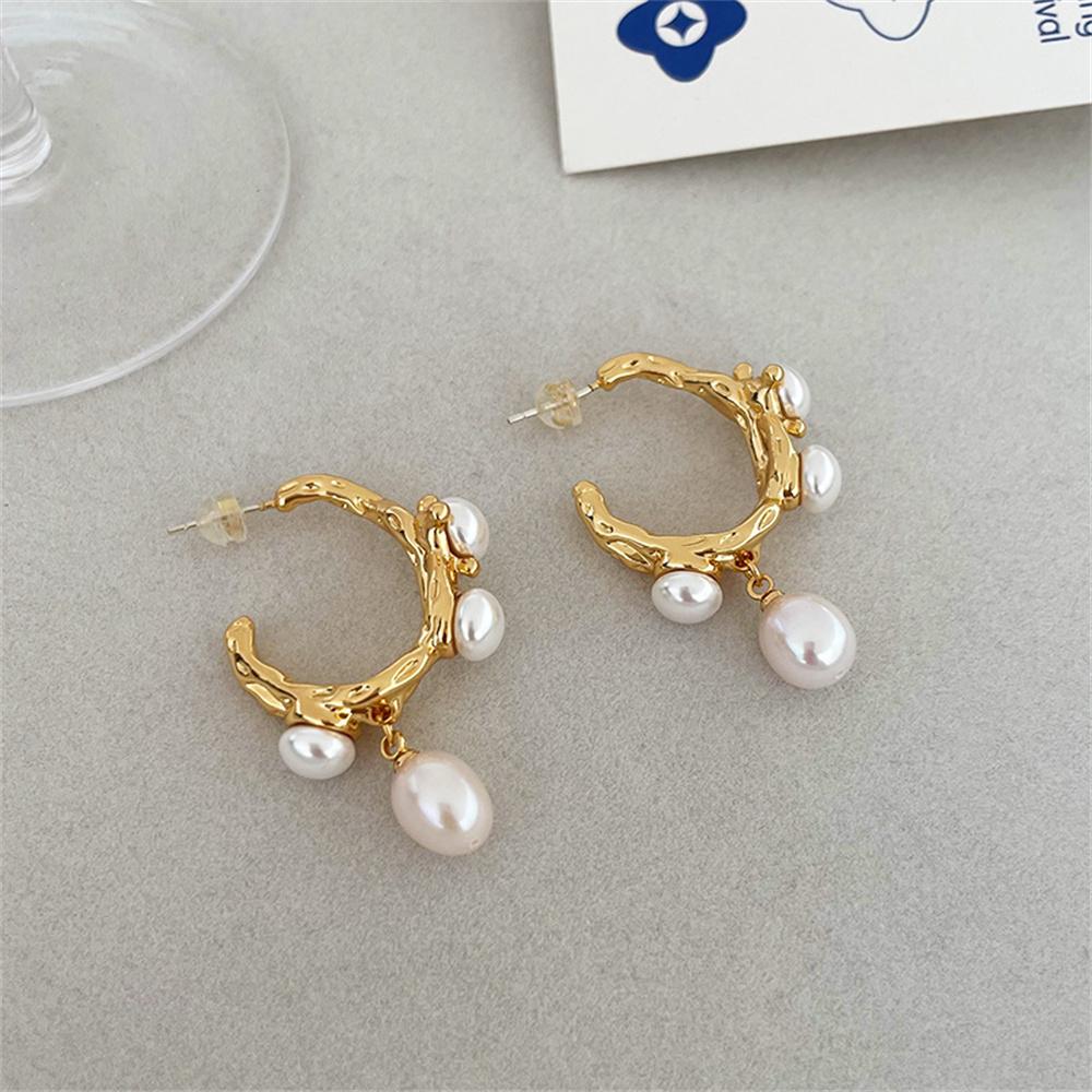 Hair Accessories Retro Imitation Baroque Pearl Stud Earrings Gold Color Alloy Irregular Earrings For Women Simple Jewelry Gift