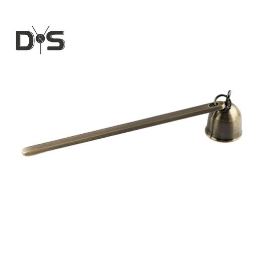 Klokkelysslukker med langt håndtak i polert rustfritt stål Telys stearinlys Veke Flamme Snuffer Sette ut stearinstopper Stearintilbehør