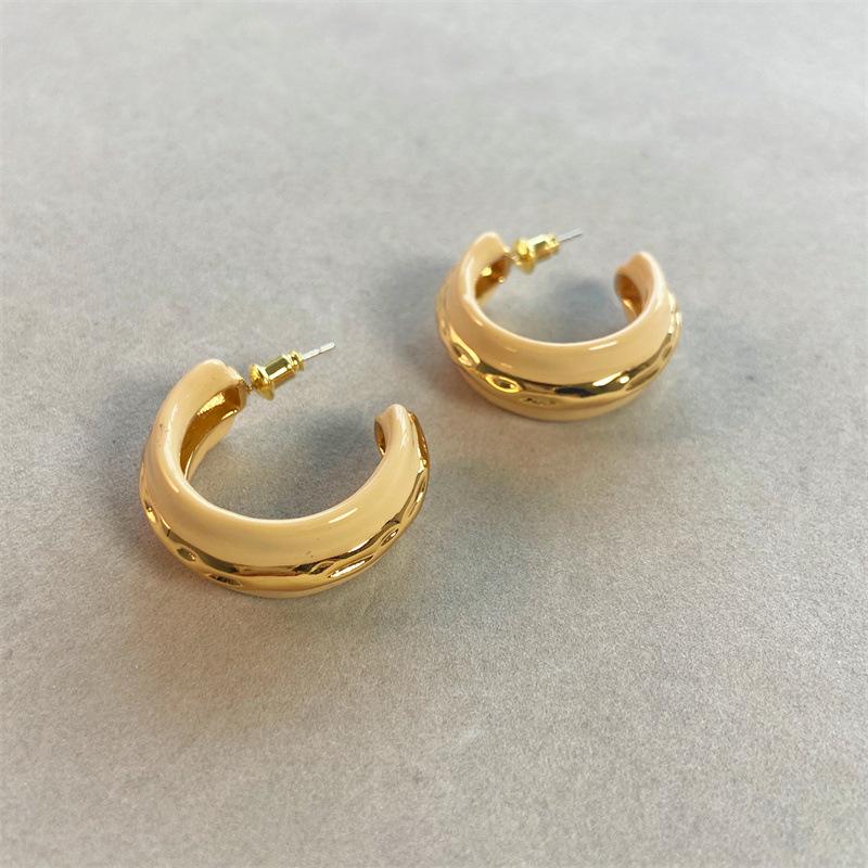 Black Queen Enamel Earrings: Gold-Plated Copper with 925 Silver Needle, Black & Gold High-End Drip Glaze Studs for Women.