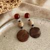 Maillard Coffee Color Amber Earrings Women's Autumn and Winter High-end Commuter Style Earrings Light Luxury Niche Design Earrings