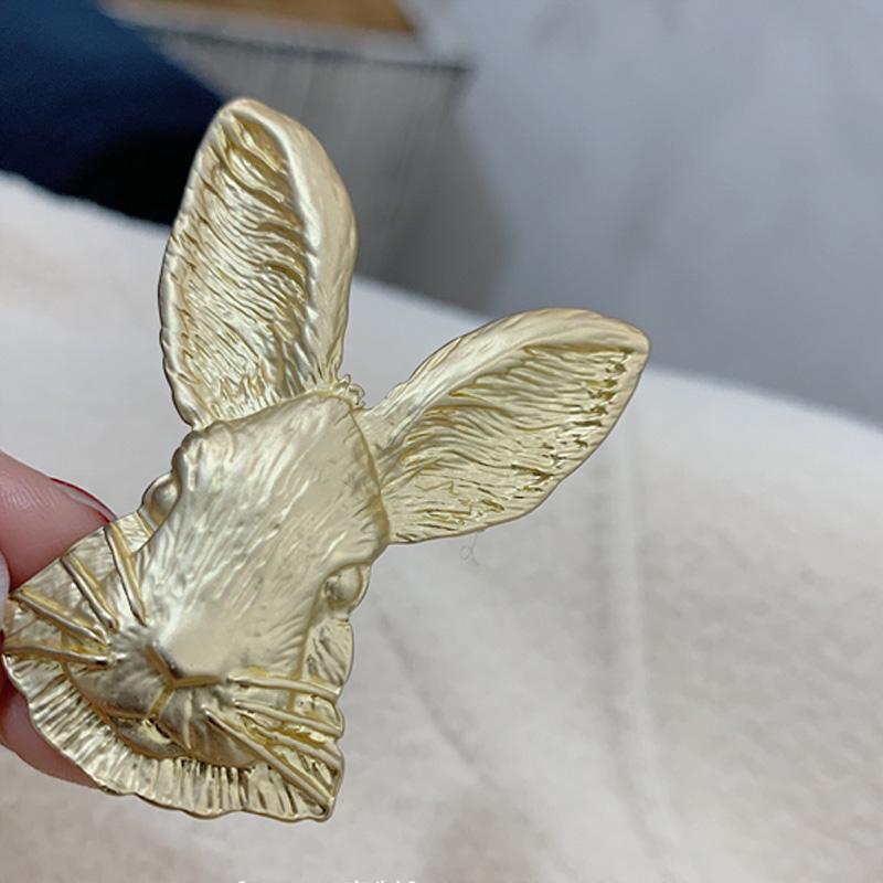 

Vintage palace baroque brooch sweater suit coat accessories corsage badge literary pearl plant brooches