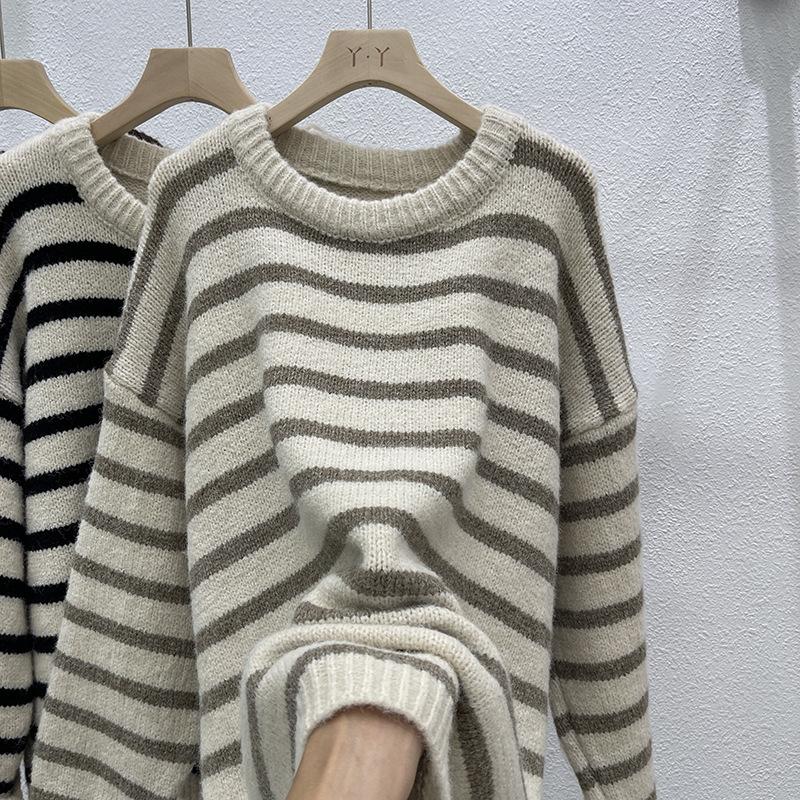 Sweater Women's Autumn and Winter New Retro Lazy Wind Knitted Sweater Striped Soft Waxy Comfortable Loose Top Bottoming Shirt