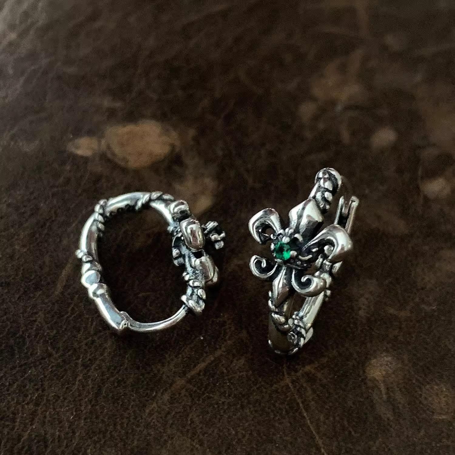 Vintage iris emerald zircon earrings female niche heavy industry high-end trendy light luxury design
