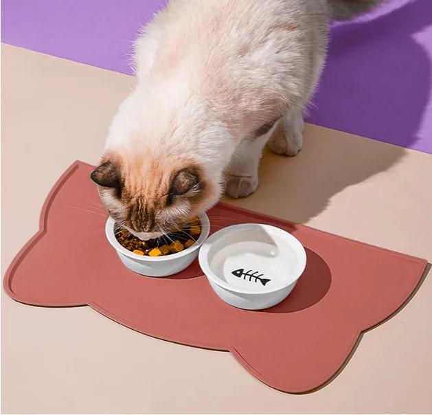 Silikonmatte for hundekatte med høye lepper Non-Stick vanntett fôringspute Valpematerbrett Vannpute Dekkematte
