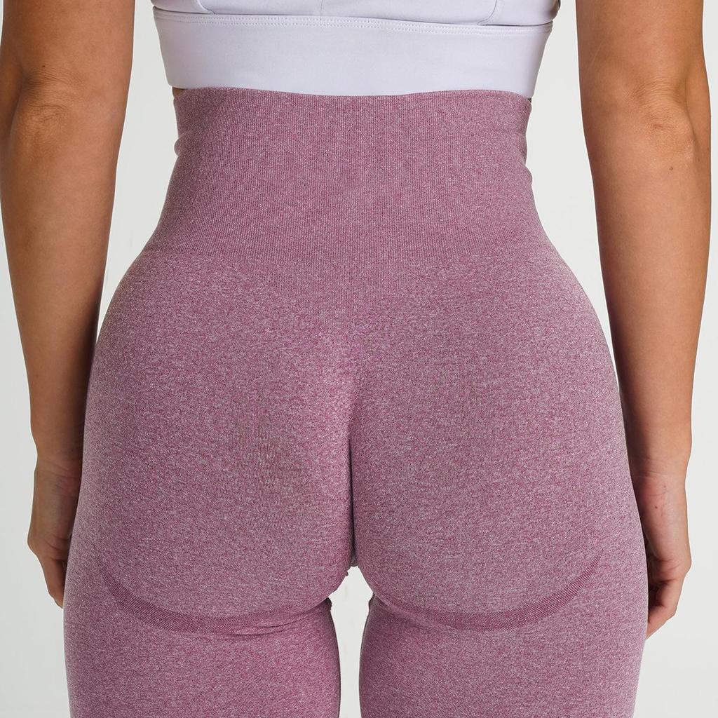 Seamless Butt-Lifting Moisture-Wicking Yoga Leggings for Women