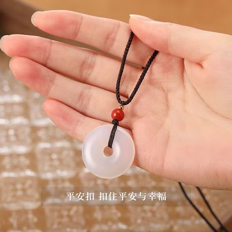 White Safety Buckle Necklace Women's Pendant Guochao Temperament Versatile Handwoven Men's and Women's Safety Necklace