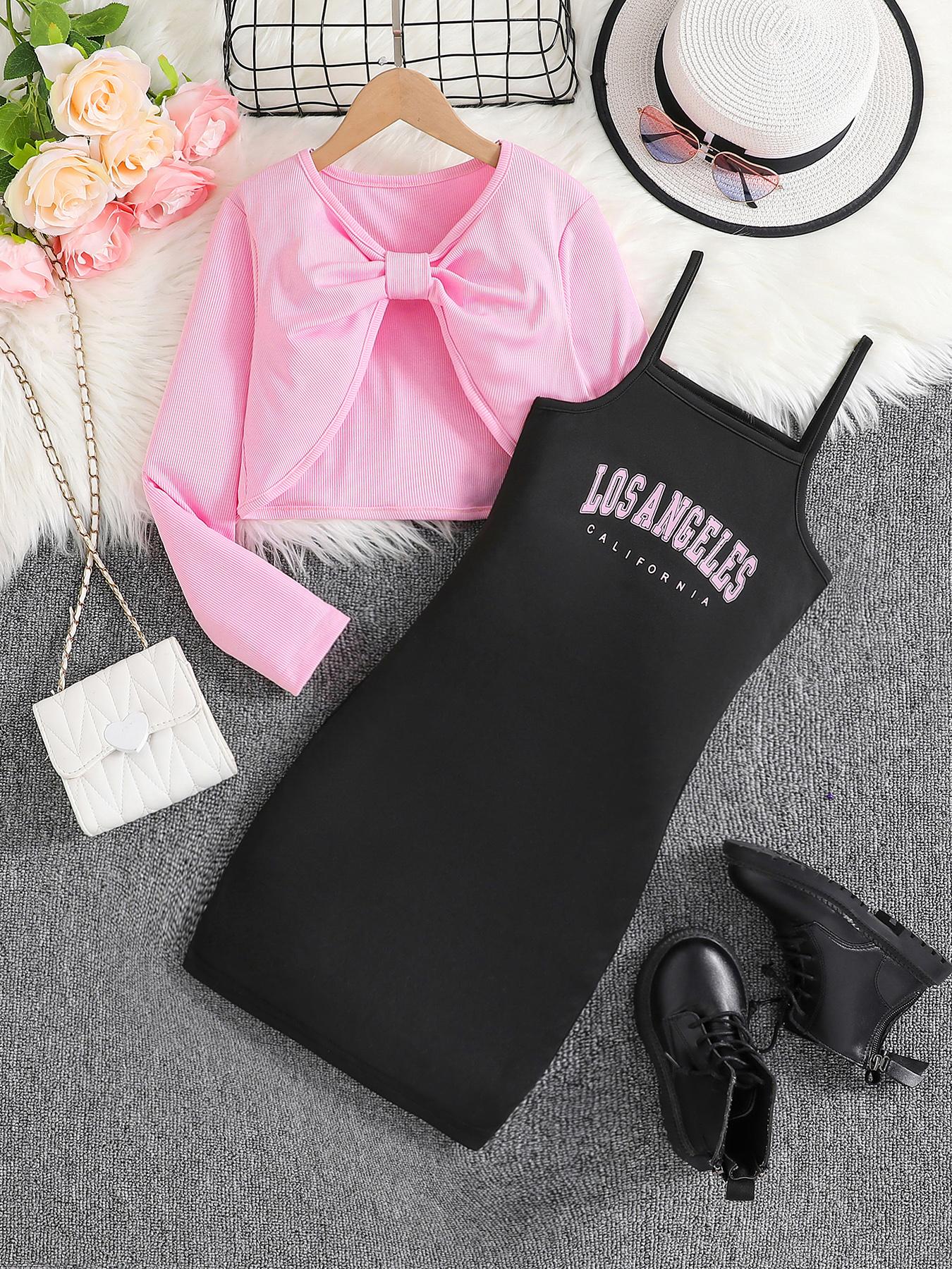 

Two-piece girls set: stylish and sweet short-sleeved shawl top with bow, and a sundress with English letter print. 8Y розовый