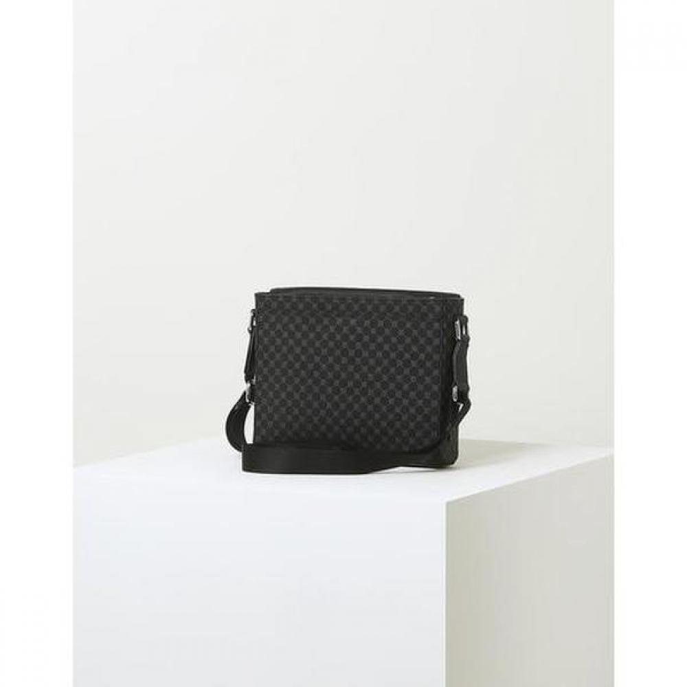 Daks Black Logo Pattern Leather Crossbody Bag Dbba2f620bk