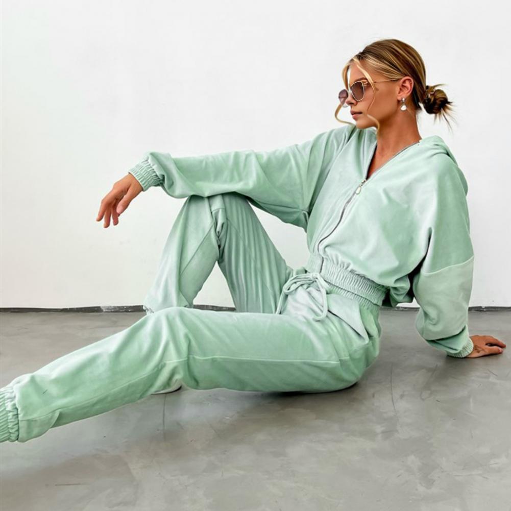 Collection of 2 Pieces Women Coat Pants Suit Hooded Zip-up Long Sleeve Short Top Elastic Hem And Waist Ankle-banded Pockets Trousers Winter D