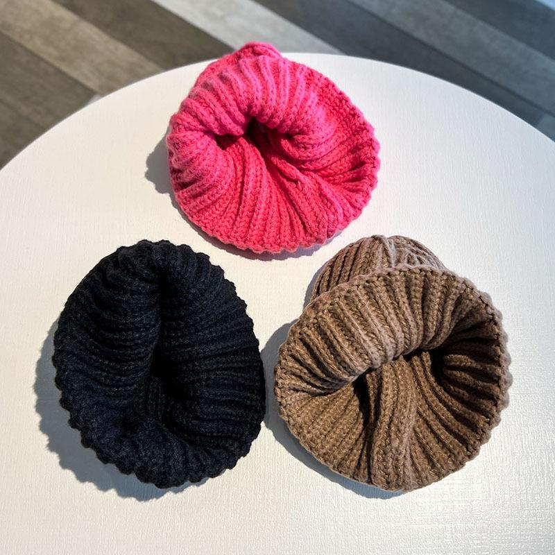 New Trendy Letter Embroidered Knitted Hat for Women in Autumn and Winter Warm Ear Protection Hat Showing Face Small Baotou Cold Hat