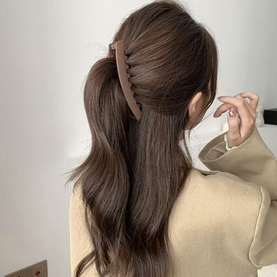 Horquilla con Forma de Plátano Diseño de Dientes Antideslizantes de Doble Fila Pinza para el Cabello Color Sólido Textura Escarchada Grande Parte Trasera de la Cabeza Giro Garra para el Cabello