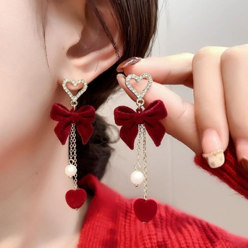 

Солодкі сережки-довгі китиці з червоного оксамиту та бантиком для жінок Вишукані блискучі сережки-сердечка з цирконами Весільні прикраси Подарунки