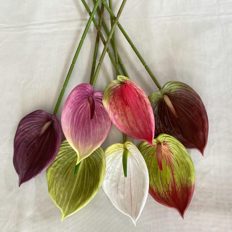 Weiches, künstliches Anthurien-Blumenarrangement für die Gestaltung von Zuhause und Büro