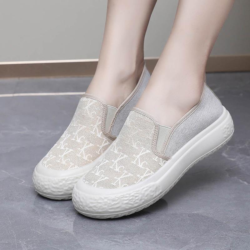 Spring and Autumn new casual fashion old Beijing women's shoes flat comfortable one-pedal fisherman shoes versatile lazy shoes
