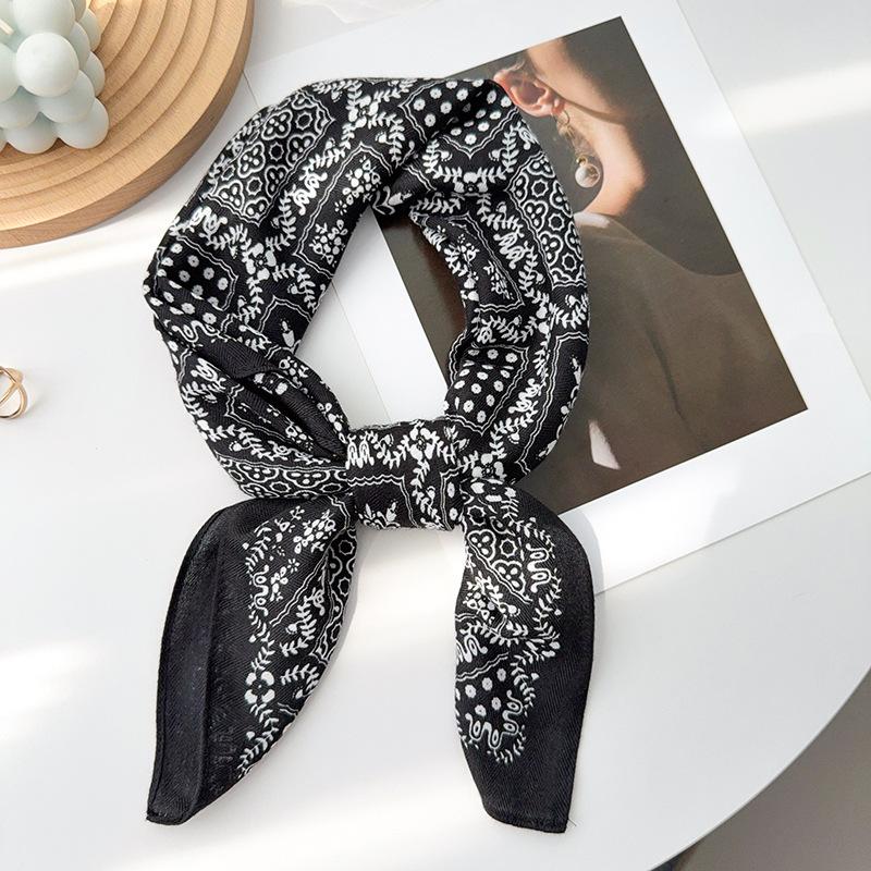 1116 Spring and Summer New Fashionable Versatile Decorative Bag Headscarf Cashew Nut Small Square Scarf Scarf Scarf Tied To Waist with Women