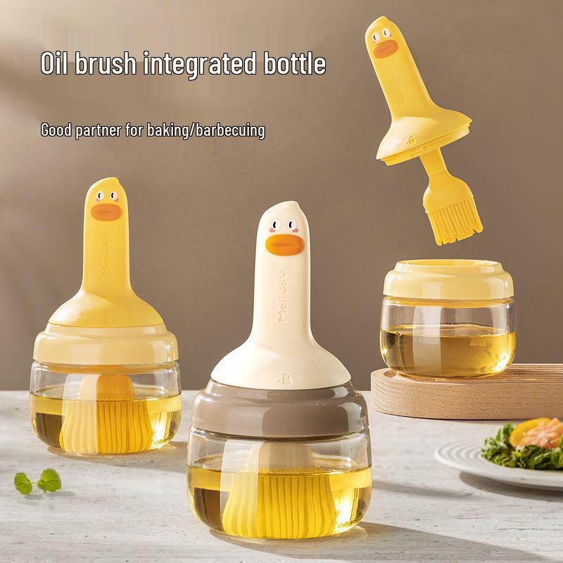 Silicone Barbecue Oil Brush with Integrated Bottle - Heat Resistant, Food Grade for Baking