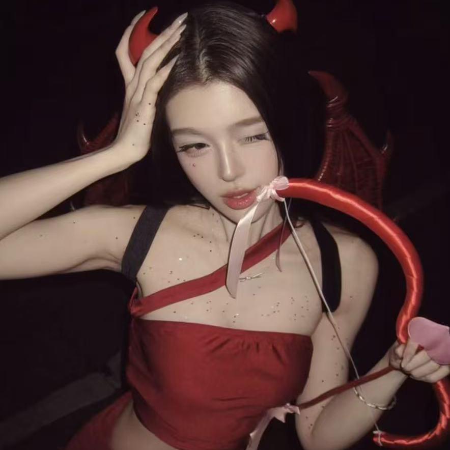 Cupid Heart Bow & Arrow Set for Valentine's Day and Qixi Festival Party Decor & Photo Props