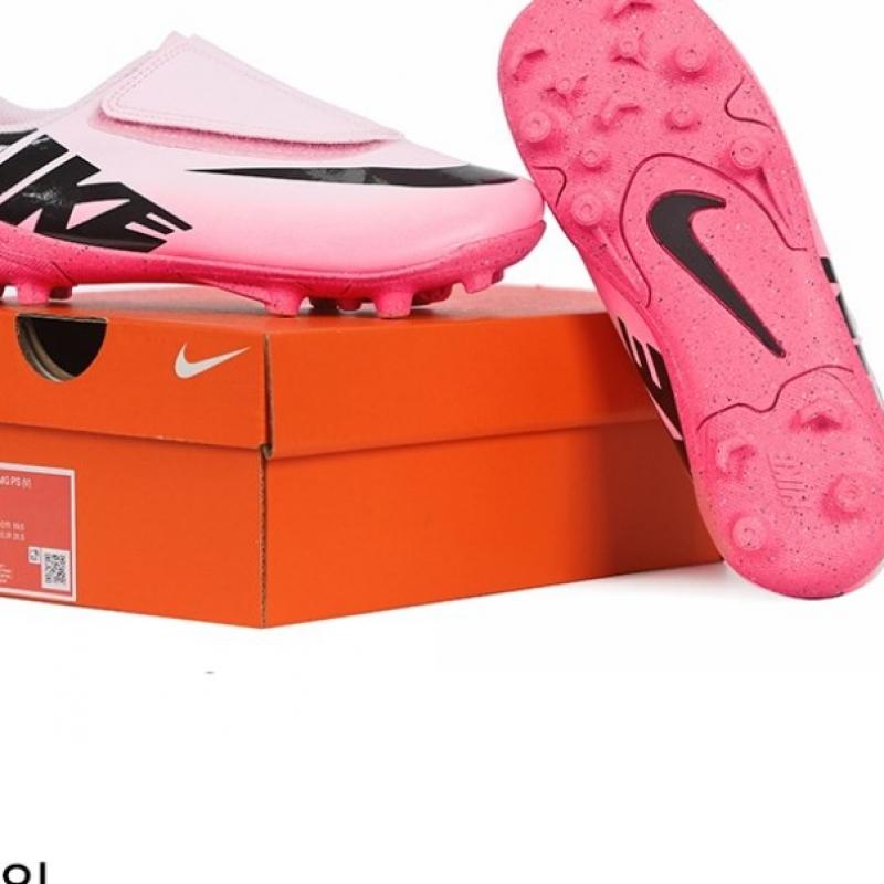 Nike Junior Soccer Shoe Mercurial Vapor 15 Club Ps V