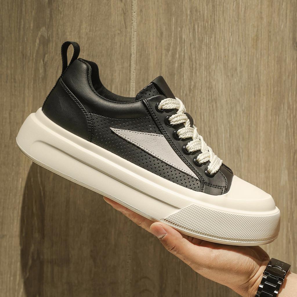 Men Breathable Casual Board Shoes Lightweight Lace Up Low Top Sneakers Soft Sole Fashion Shoes for Daily Walking Street Wear