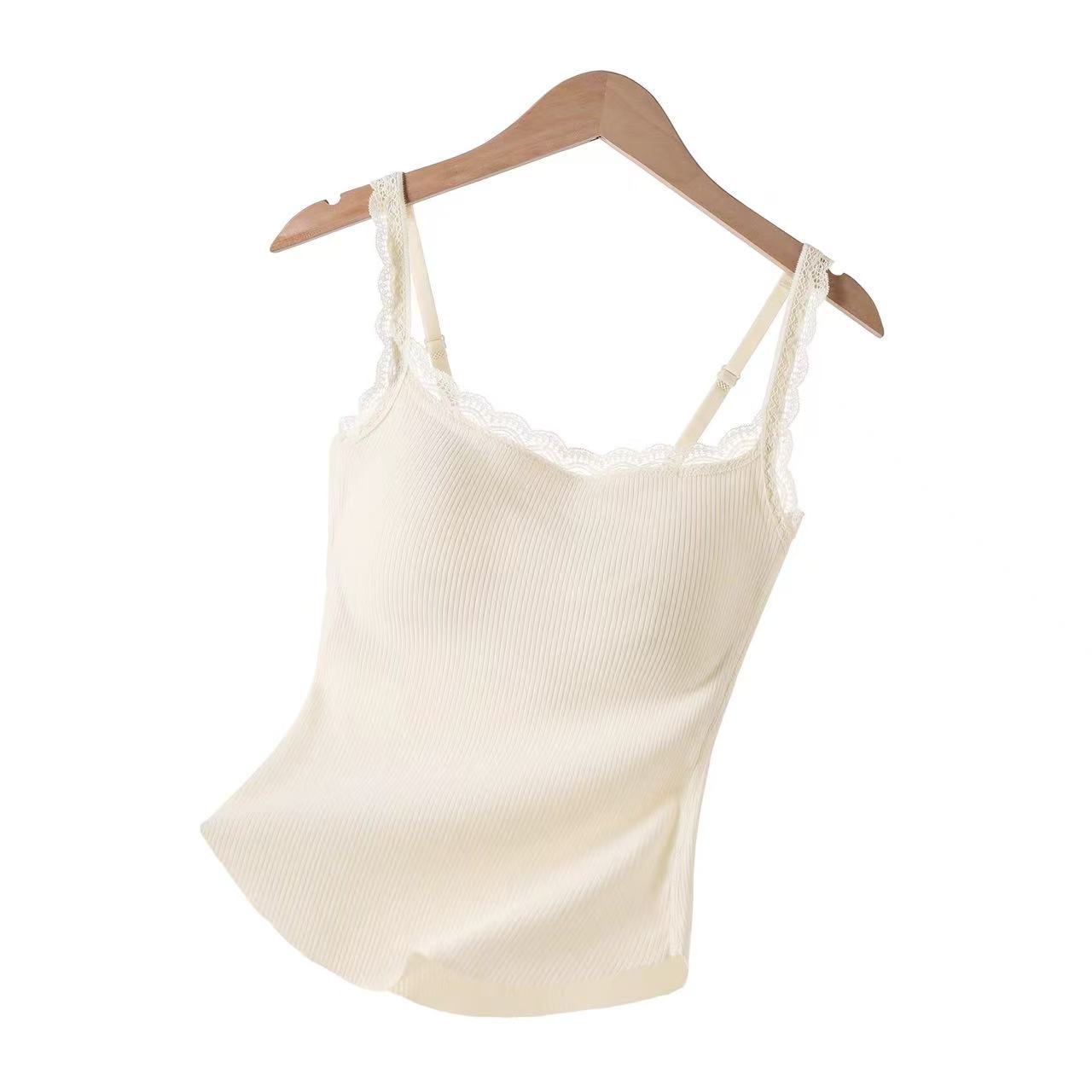 

Warm, velvet, lace, beautiful back, small sling vest, bra with chest pad, integrated cup, bottom top inside. S=32/70AB шампанского