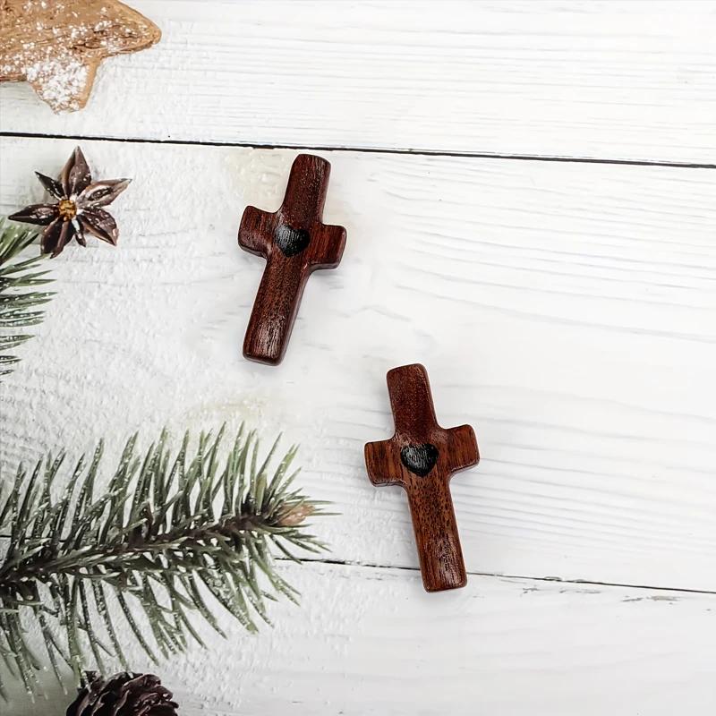Handheld Olive Wood Clinging Cross From Elegant Wooden Cross Decor - Versatile Spiritual Symbol for Home & Office, Perfect Gift
