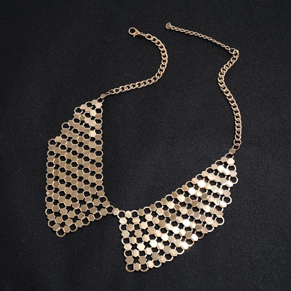 Europäischer Stil Metallhalskette Mit Geometrischem Design Und Schlangenkette Für Frauen