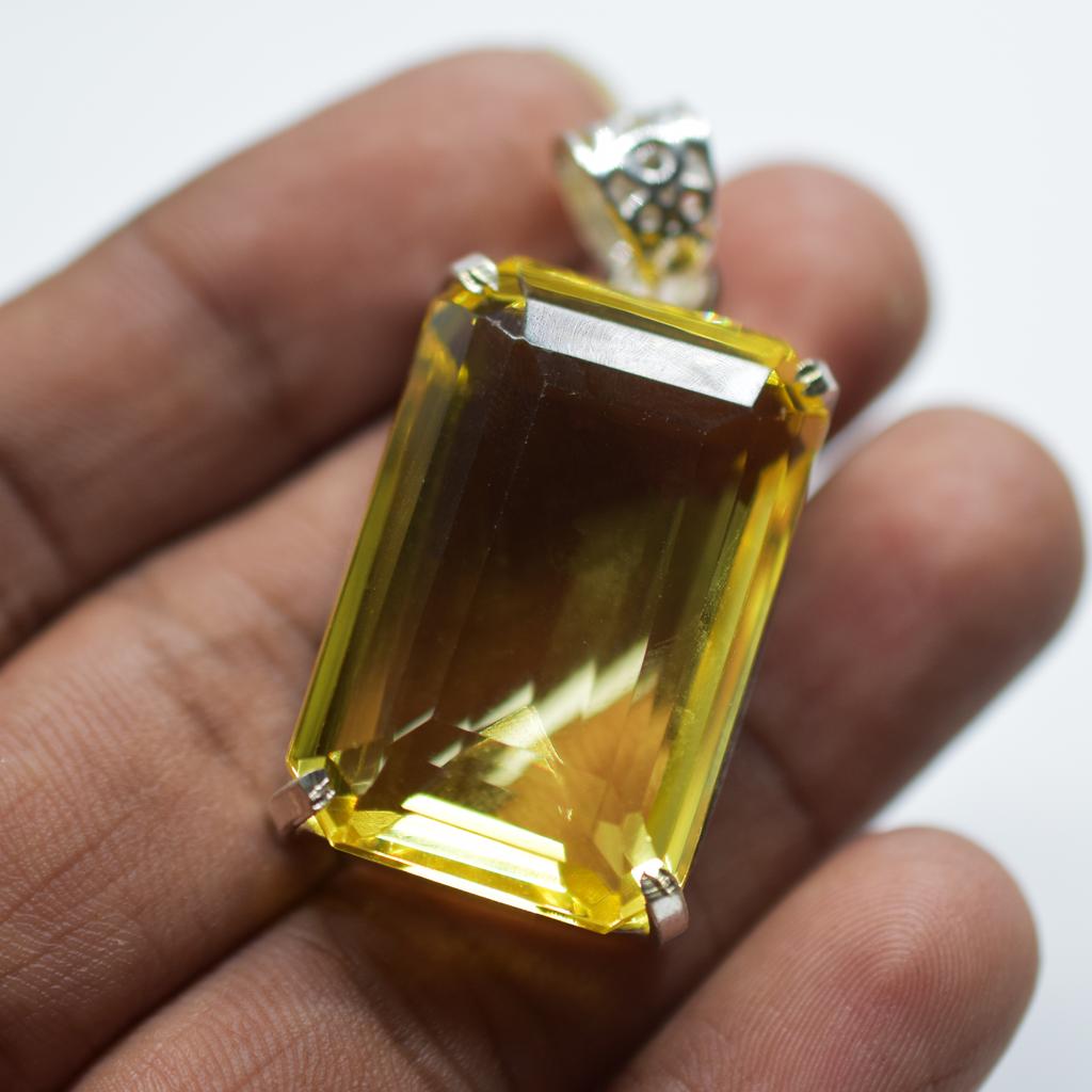 Colgante Topacio Amarillo Esmeralda 87.2 Ct Natural Plata de Ley 925 gemas CERTIFICADO my-388-k