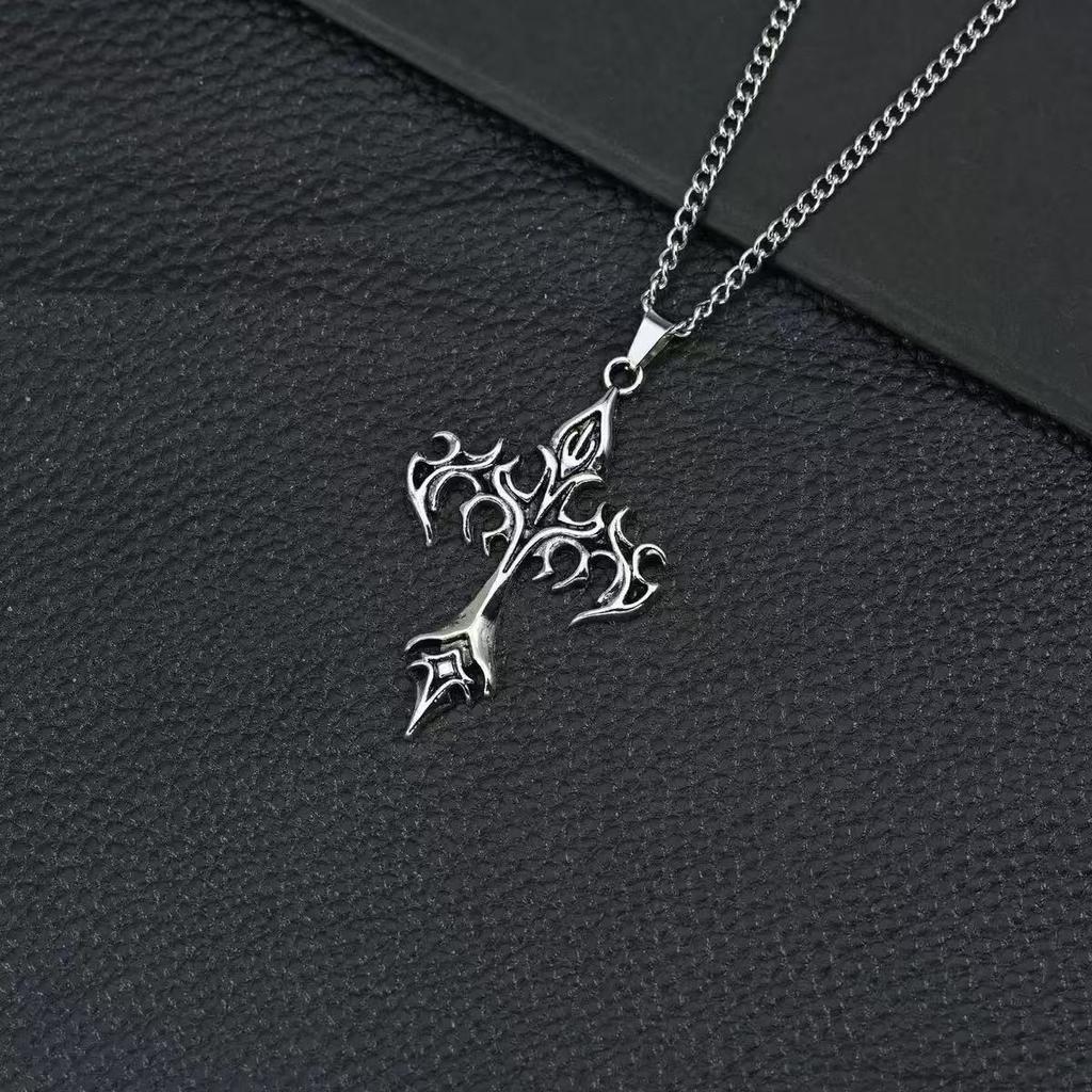 1PCS Fashion Retro Flame Cross Pendant Necklace Men's and Women's Long Chain Punk Gothic Fashion Accessories