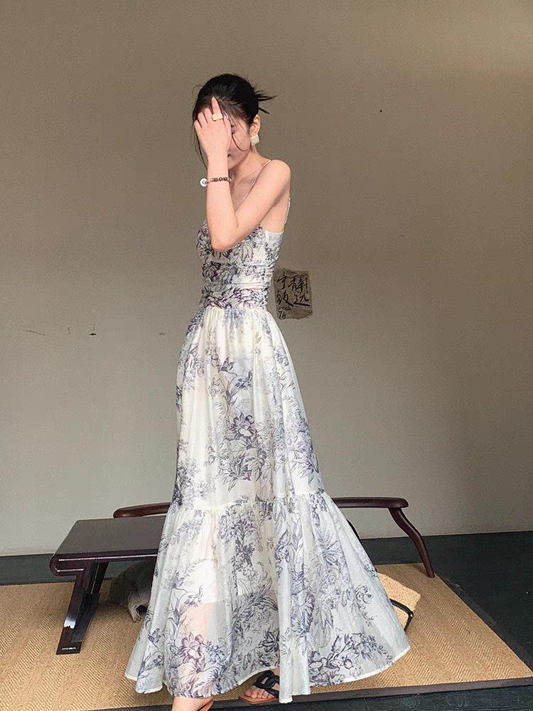 Women's Spaghetti Strap Ink Painting Dress, Waist-Cinched, Slimming Mid-Length, High-End Summer 2026 Trend