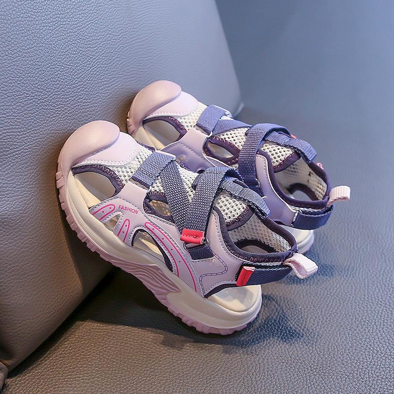 Barnsandaler Mjuk sula Halkfri för Pojkar Strandskor Andningsbara 2025 Sommar Nya Barnsportssandaler Casual Bekväma