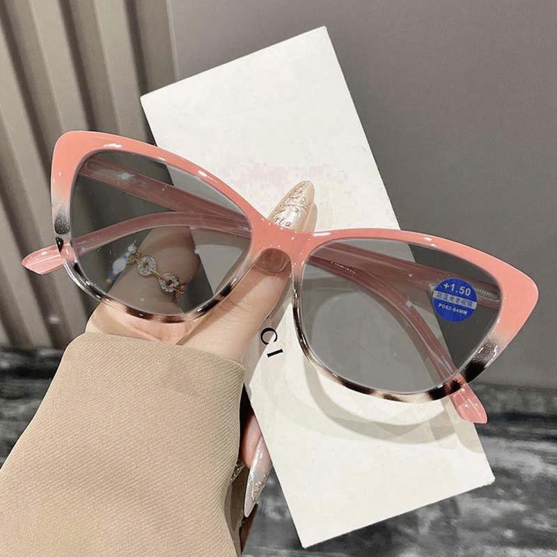 Fashionable and Personalized Cat Eye Presbyopia Sunglasses Female Elegant Color Blocking Anti UV and Anti Blue Light Glasses