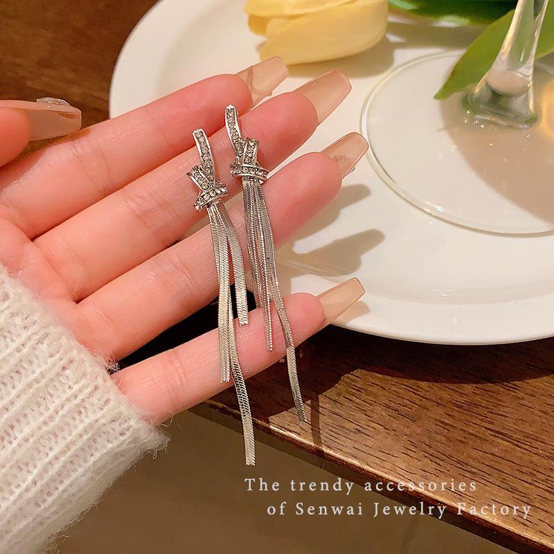 Flash diamond fringed earrings femininity long rope knot earrings exaggerated personalized earrings wholesale