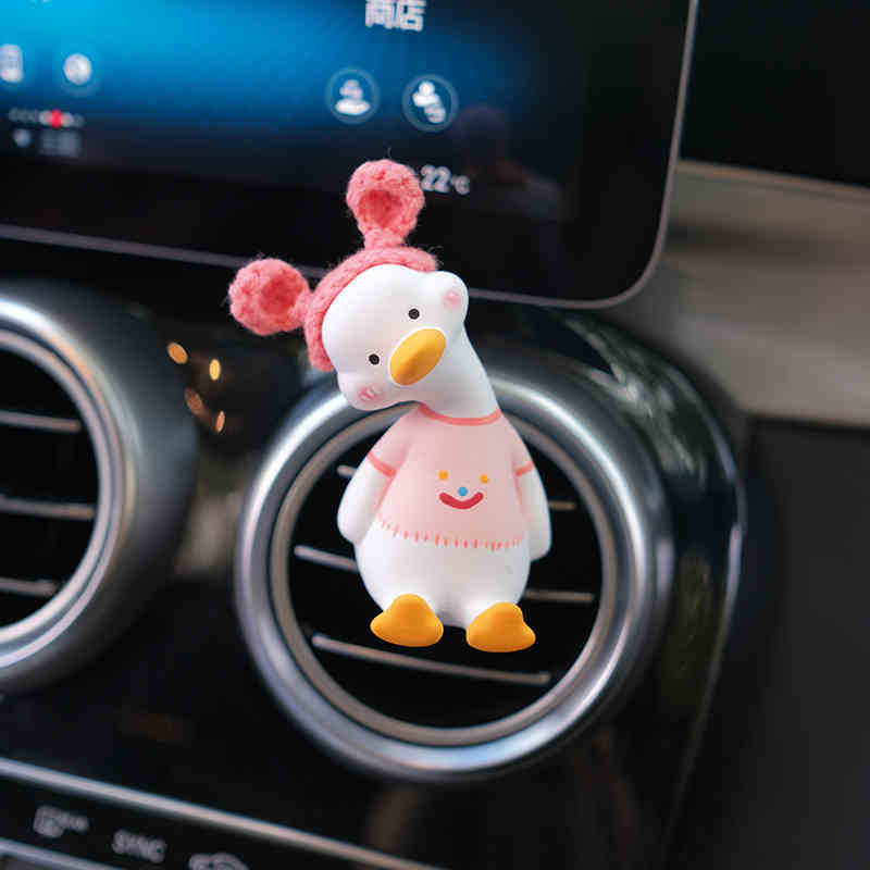 Car Accessories Internet Celebrity Duck Car Aromatherapy Perfume Car Console Decoration Supplies Girls