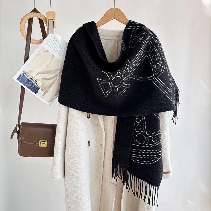 

Women s Double-Sided Plaid Tassel Shawl - Maillard Collection 2024: Versatile Warm Scarf for Autumn and Winter 190cm