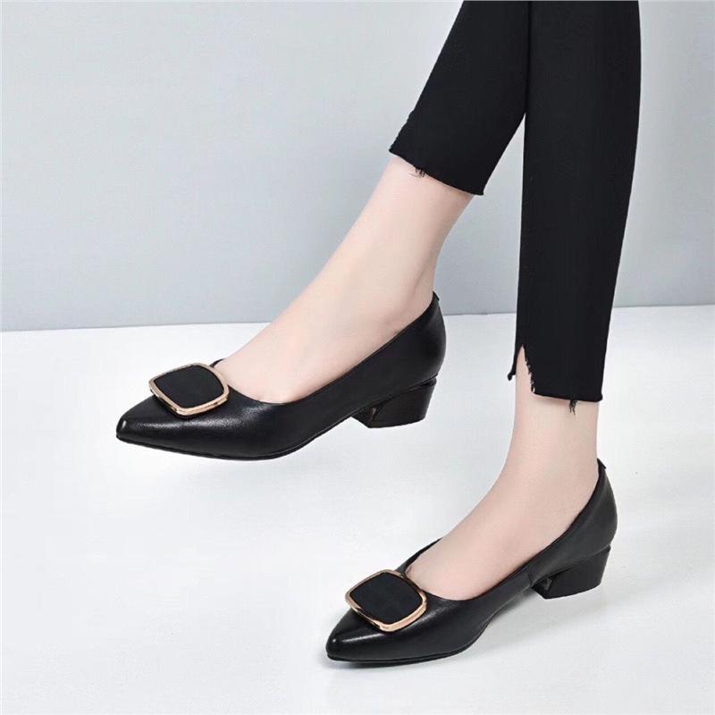 

Soft leather shallow mouth single shoes women s spring and summer new patent leather non-slip soft sole breathable mother work shoes women s small le 35