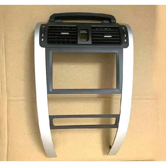 P1535030903A0 middle air outlet for foton tunland