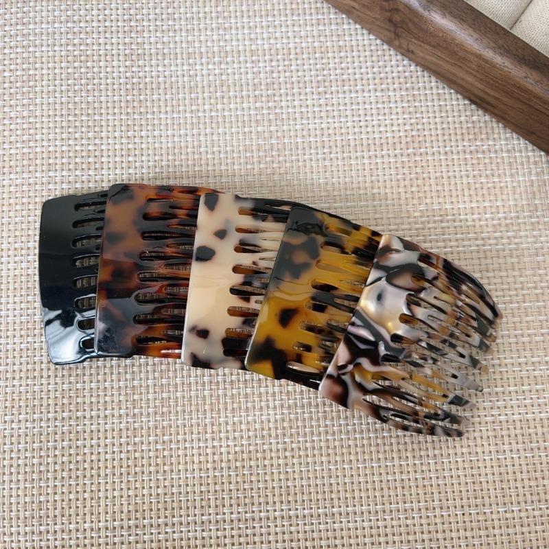 Fashionable leopard print without damaging hair, hair comb with reverse insertion - retro style, suitable for daily use