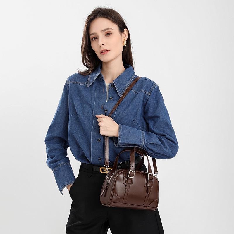 High-Quality Texture Bag for Women 2025 New Korean Retro Handbag Niche Girl Versatile Shoulder Crossbody Bag