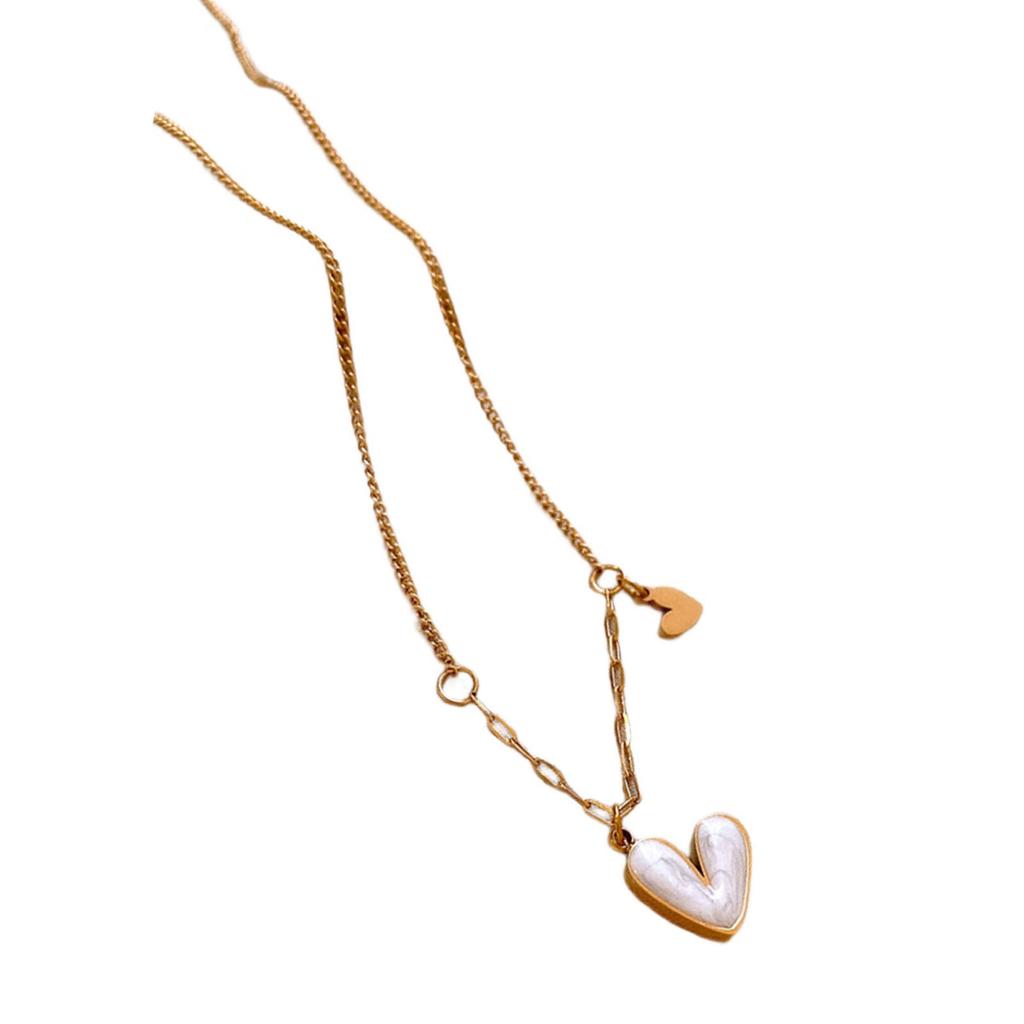Small Heart Pendant Necklace Date Jewelry Stainless Steel Texture Suitable for Music Festivals and Fashion Shows