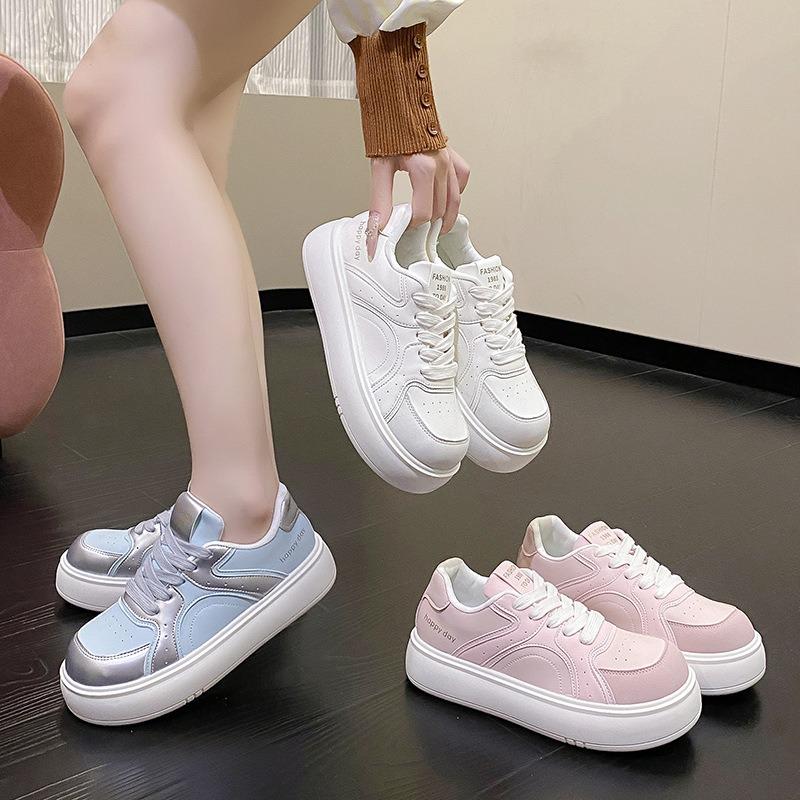 Autumn New Sports Versatile Platform White Shoes Women's Original Board Shoes Casual Bread Shoes