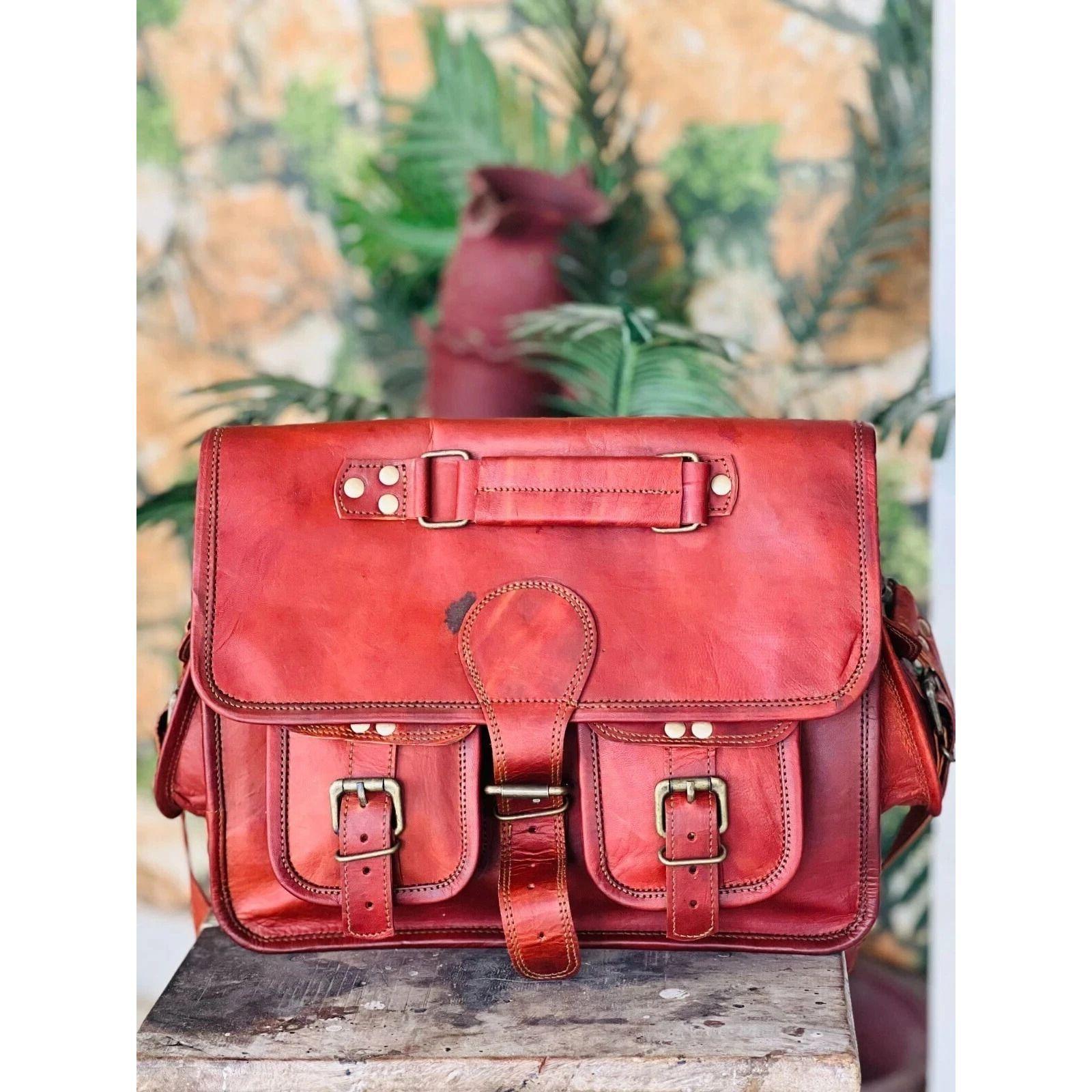 

Handmade Men s Star Leather Vintage Messenger Briefcase Bag Satchel 11 x 9 x 3 in коричневий