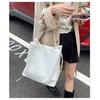 IELGY Ladies Tote Bag Retro Large Capacity All-Match Simple One-Shoulder Commuter Underarm