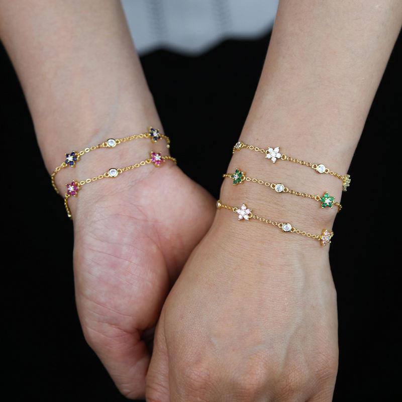 Gold Plated Cubic Zirconia Flower Charm Link Chain Bracelet Delicate Fashion Jewelry for Women Gift