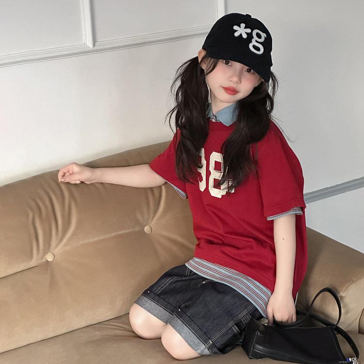 Koreanischer Stil Kurzarm-Polo & Jeansshorts Set für Mädchen - Trendige mittellange Campus-Mode für Kinder