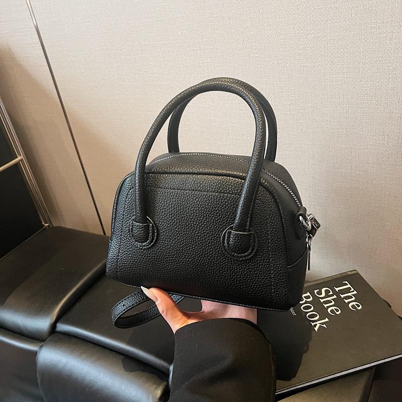 Premium texture small bag women's spring and summer new versatile messenger bag casual portable pillow bag