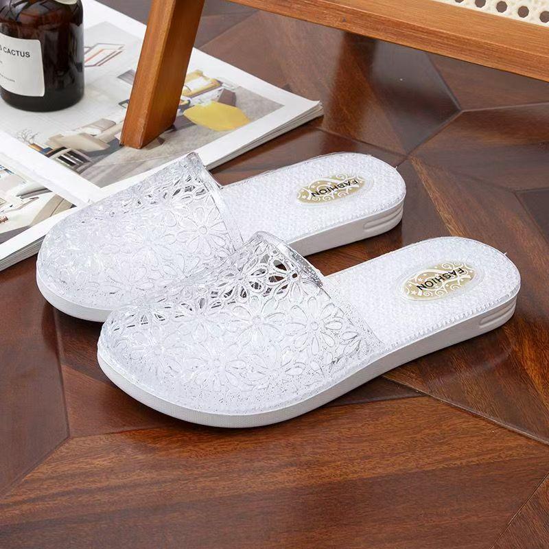 Women's Summer New Baotou Hollow Out Crystal Slippers Soft Sole Non Slip Breathable Home Slippers Outdoor Beach Jelly Slippers