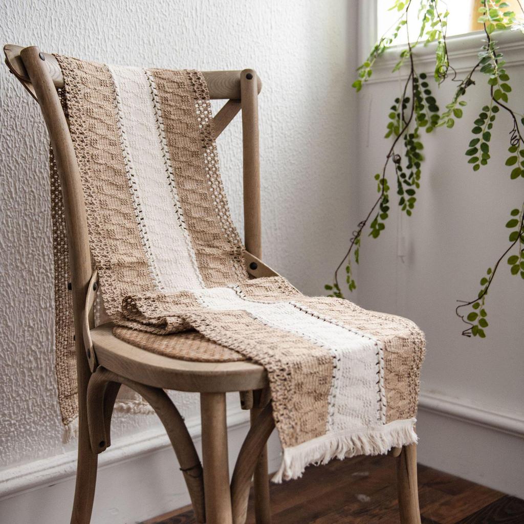 Yun Cotton-Linen Patchwork Table Runner with Two-Color Tassels - Natural Material, American Country Festival Style