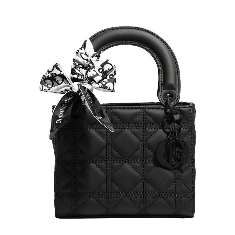 Vysoká úroveň vzhledu Matná vyšívací linka Diana Bag Módní kabelka All-in-one Módní kabelka přes rameno