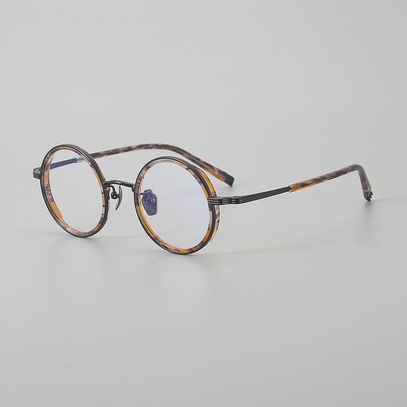 Japanese Retro Tortoiseshell Titanium Glasses, Versatile