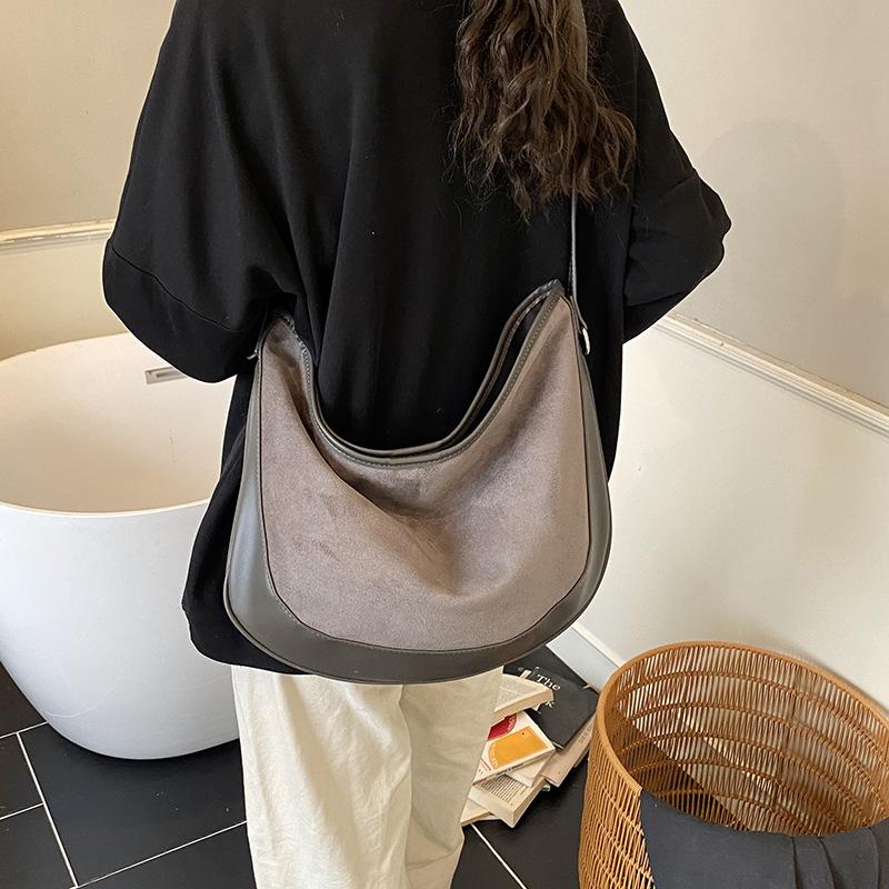 Torba o dużej pojemności, Torba crossbody, Torba na jedno ramię, Modna i prosta torba pod pachę do dojazdów